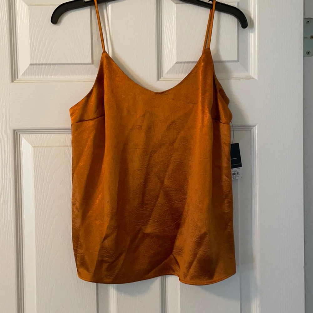 Nine West tank
